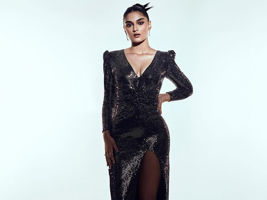 Magnificent Looks Of Saiee Manjrekar